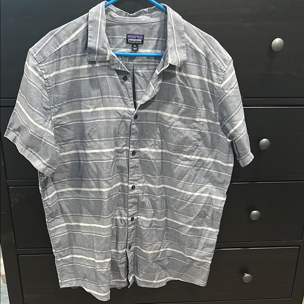 Patagonia Gray Casual Button Down Shirt